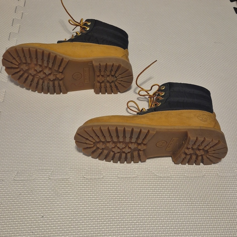 TIMBERLAND Black Puffer Boot with Wheat color Leather - 7 - Picture 7 of 12